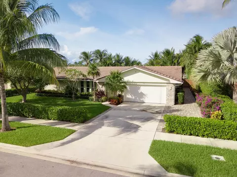 22 Harbor Dr, Lake Worth Beach, FL 33460