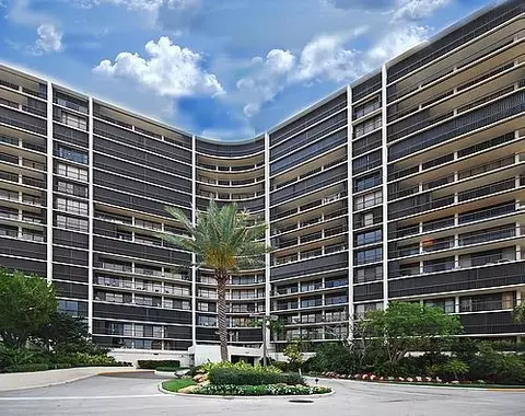 4740 S Ocean Blvd #906, Highland Beach, FL 33487