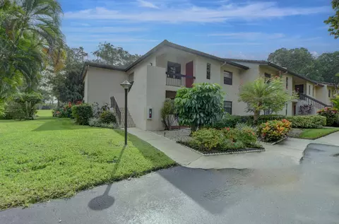 9266 Vista Del Lago #A, Boca Raton, FL 33428
