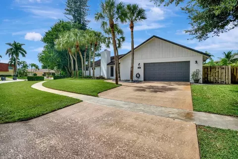 1369 Sailboat Cir, Wellington, FL 33414