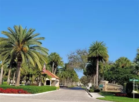 5700 Camino Del Sol #201, Boca Raton, FL 33433