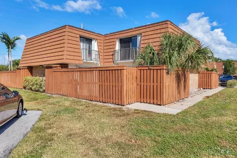 3900 County Line #6C, Tequesta, FL 33469