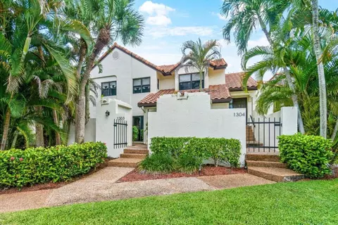 7884 Seville Pl #1303, Boca Raton, FL 33433