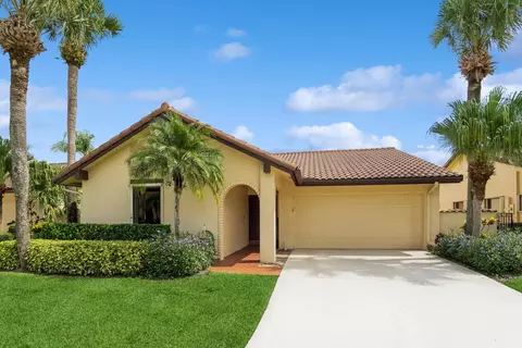 2569 SW Bobalink Ct, Palm City, FL 34990