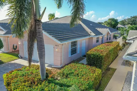 1517 NW Amherst Dr #B, Port Saint Lucie, FL 34986
