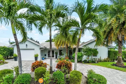 601 Holly Ln, Boca Raton, FL 33486