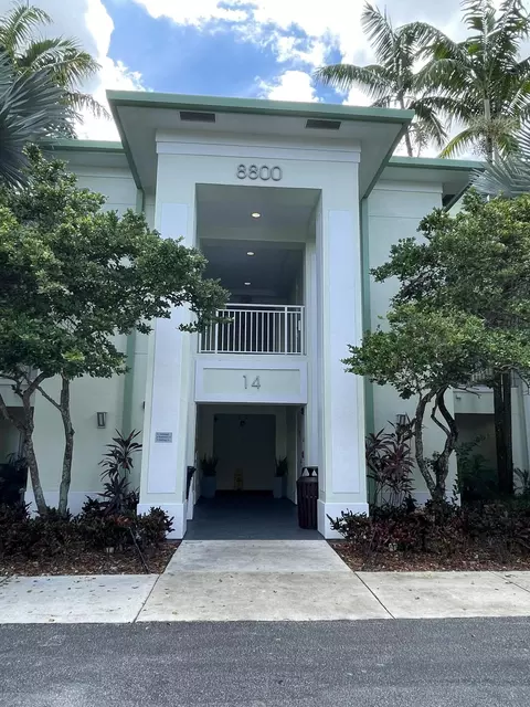 5300 NW 87th # 1405, Doral, FL 33178
