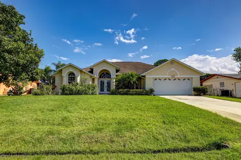 1438 SE Griffin Ter, Port Saint Lucie, FL 34952