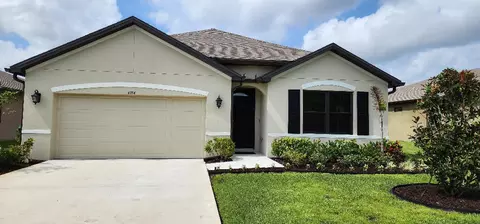 6354 NW Regent St, Port Saint Lucie, FL 34983