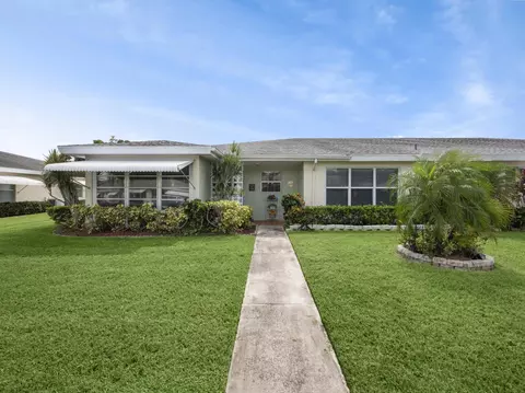 907 Savannas Point Dr #A, Fort Pierce, FL 34982