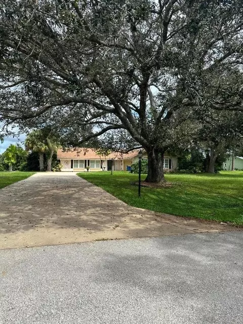 2311 SW Racquet Club Dr, Palm City, FL 34990