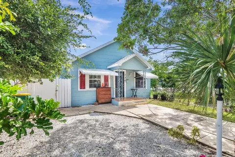 130 S J St, Lake Worth Beach, FL 33460