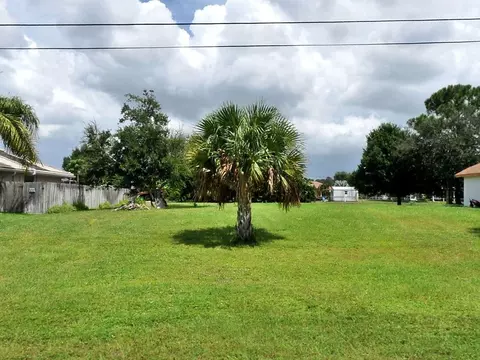 2081 SW Savage Blvd, Port St Lucie, FL 34953