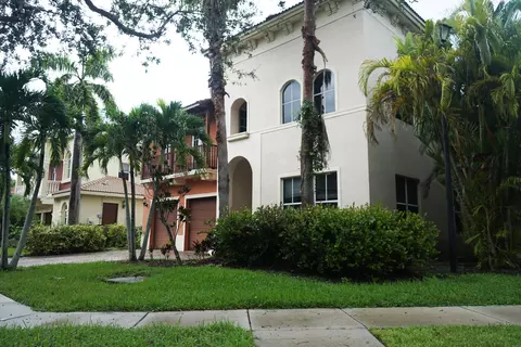 9273 Nugent Trl, West Palm Beach, FL 33411
