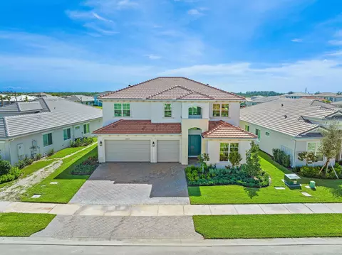 12115 Waterstone Cir, Palm Beach Gardens, FL 33412