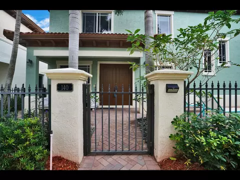 140 NW Emerson Pl, Boca Raton, FL 33432