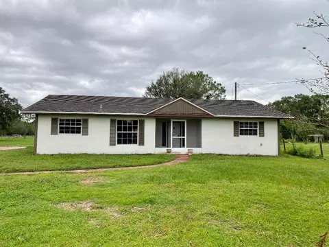146 NE 102nd St, Okeechobee, FL 34972