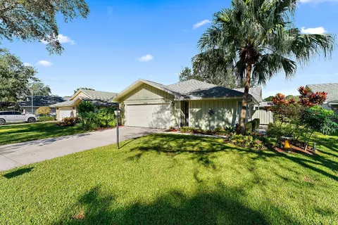 8081 SEaglewood Way, Hobe Sound, FL 33455