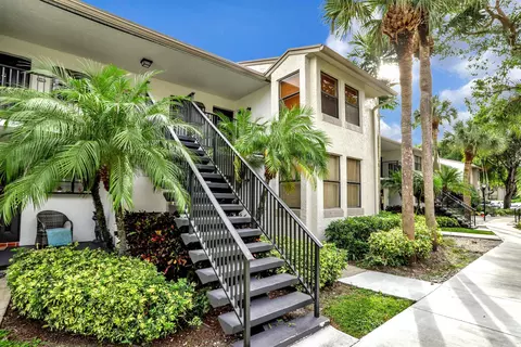 1256 S Military Trl #922, Deerfield Beach, FL 33442