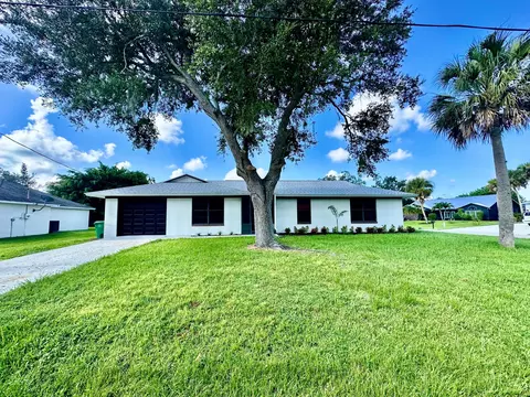 1822 SW Import Dr, Port Saint Lucie, FL 34953