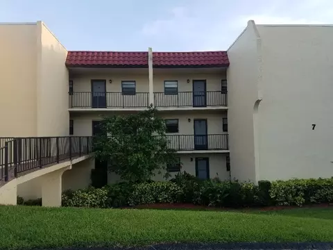 2050 Oleander Blvd #7-206, Fort Pierce, FL 34950
