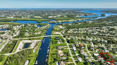 2804 SE Nance, Port St Lucie, FL 34984