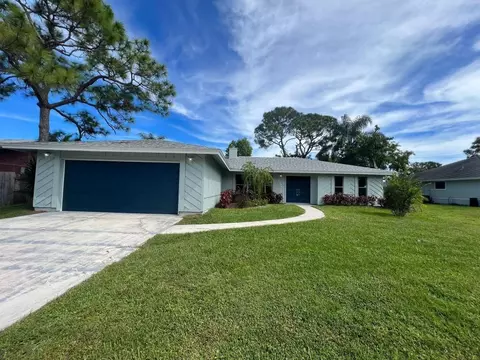 1325 SE Floresta Dr, Port Saint Lucie, FL 34983