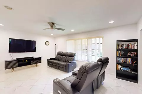 5145 Lakefront Blvd #D, Delray Beach, FL 33484