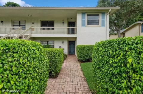 11 Westgate Ln #D, Boynton Beach, FL 33436