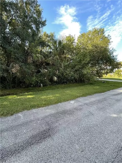 7503 Fort Walton, Fort Pierce, FL 34951