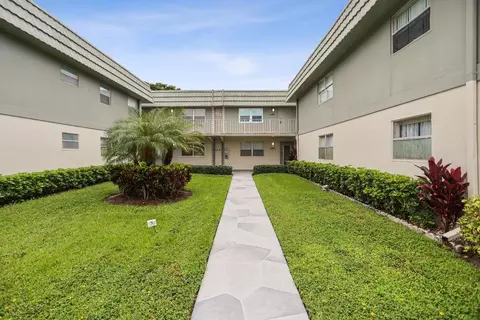 651 Flanders N, Delray Beach, FL 33484