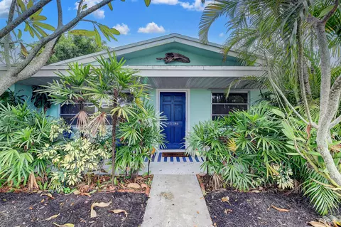 1184 SW 23rd Ave, Boynton Beach, FL 33426
