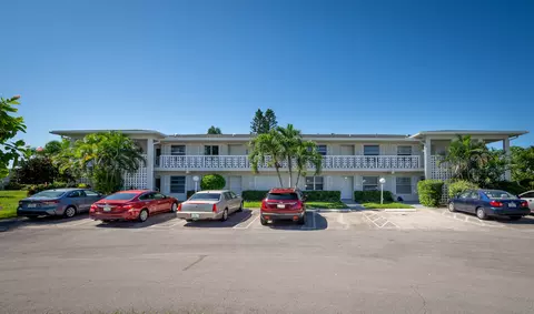 2840 SW 13th St #203, Delray Beach, FL 33445