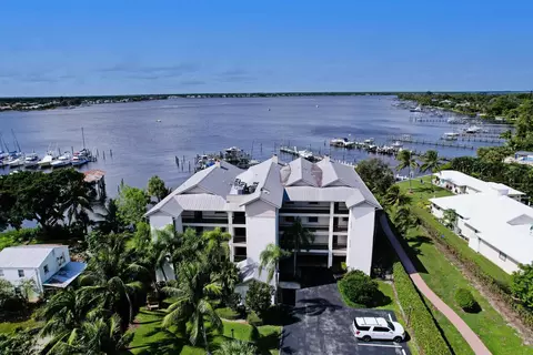 415 NW North River Dr #403, Stuart, FL 34994