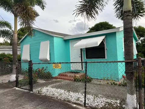 1112 19th St, West Palm Beach, FL 33407