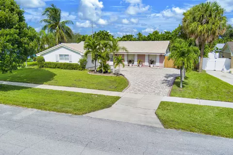 531 Harbour Rd, North Palm Beach, FL 33408