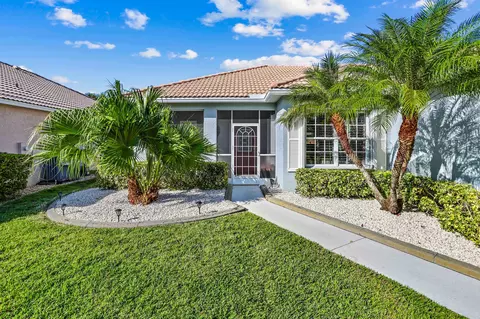 899 NW Sarria Ct, Port Saint Lucie, FL 34986