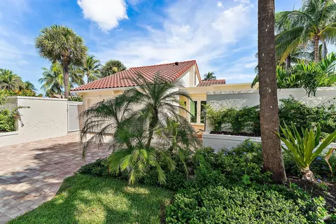 106 Goldfish Ln, Jupiter, FL 33477