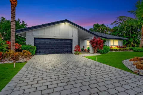 4993 Pineview Cir, Delray Beach, FL 33445