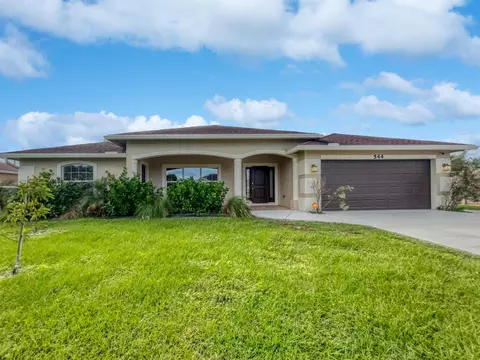 544 SW Lakota Ave, Port Saint Lucie, FL 34953