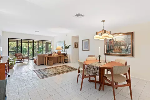 1901 Presidential Way #F-204, West Palm Beach, FL 33401