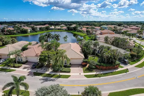224 Via Condado Way, Palm Beach Gardens, FL 33418