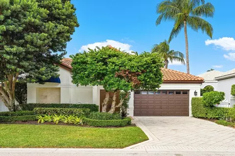 3589 NW Clubside Cir, Boca Raton, FL 33496