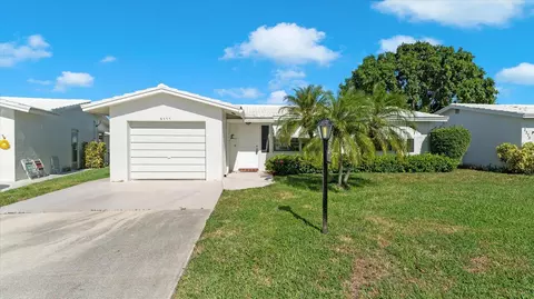 2377 SW 8th Ave, Boynton Beach, FL 33426