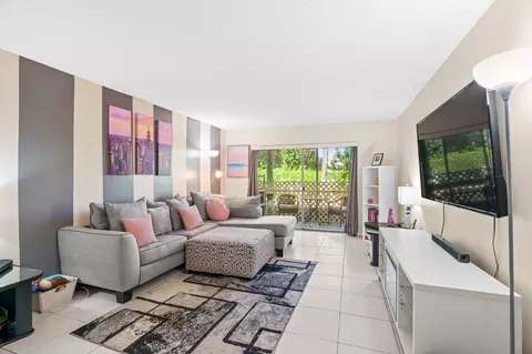 5155 E Sabal Palm #103, Tamarac, FL 33319