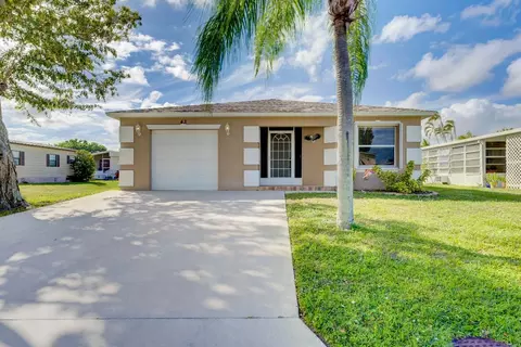 43 San Roberto, Fort Pierce, FL 34951