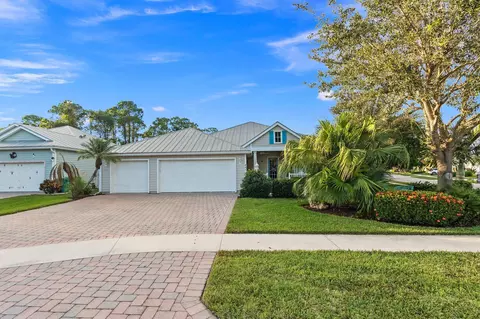 442 NE Little Mullet Ct, Port Saint Lucie, FL 34983