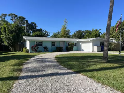 2041 15th Ln, Vero Beach, FL 32960
