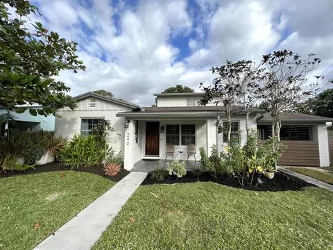 240 Cornell Dr, Lake Worth Beach, FL 33460