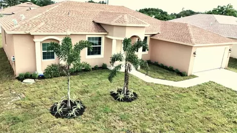 4229 SW Bachman St, Port Saint Lucie, FL 34953